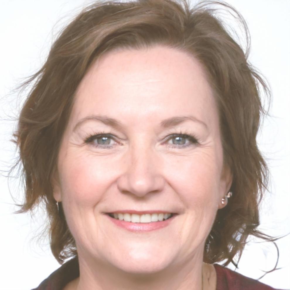 Siobhan Dalloway, Senior Financial Planner at Lumaton Wave